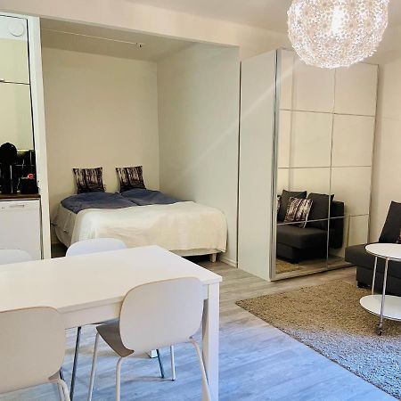 Upea Yksioe Aivan Helsingin Keskustasta Apartment Хелзинки Екстериор снимка