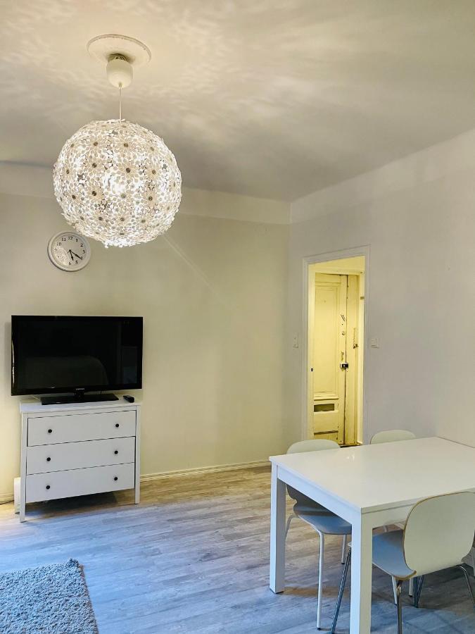 Upea Yksioe Aivan Helsingin Keskustasta Apartment Хелзинки Екстериор снимка